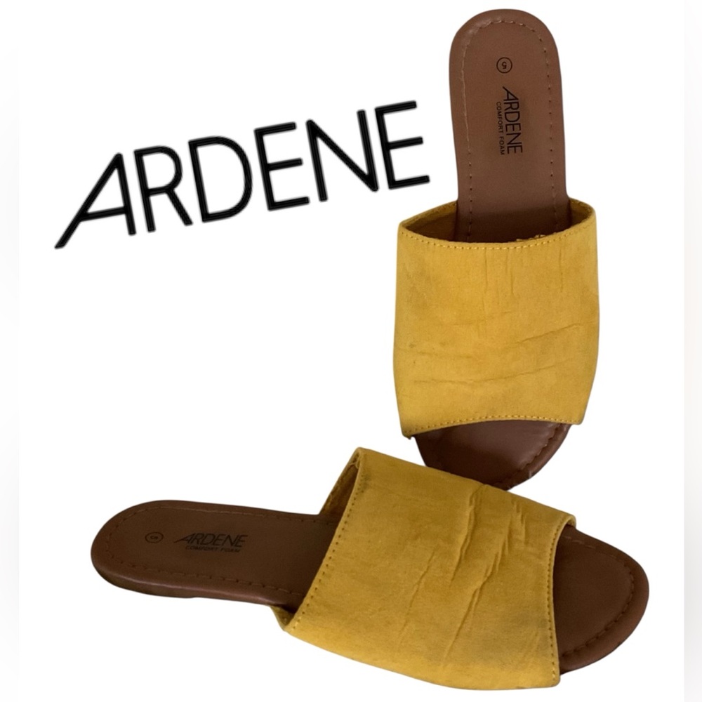 ❤️Ardene Women's Bright Yellow Slide Sandals